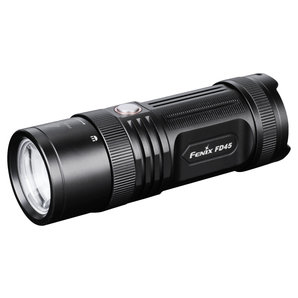 Fenix LED-Taschenlampe FD45 Cree XP-L fokussierbar- 900 Lumen