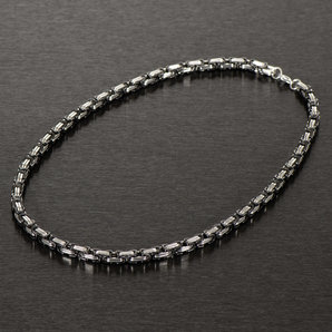 Halskette Modern schwarz und poliert- Länge: 55cm Louis